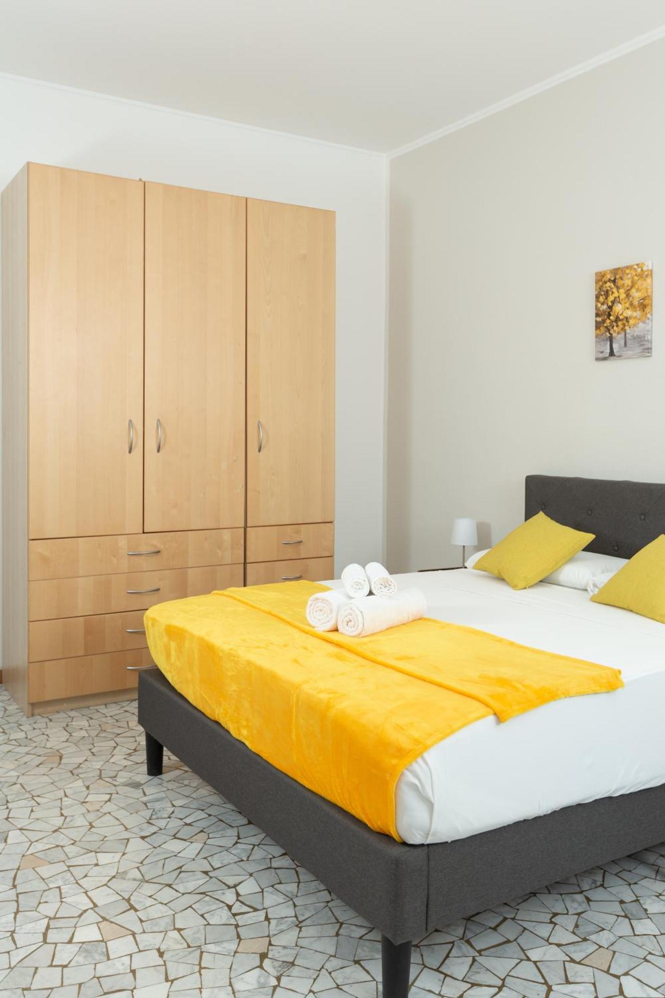 Bergamo 8 - Exclusive Apartment ميلان المظهر الخارجي الصورة
